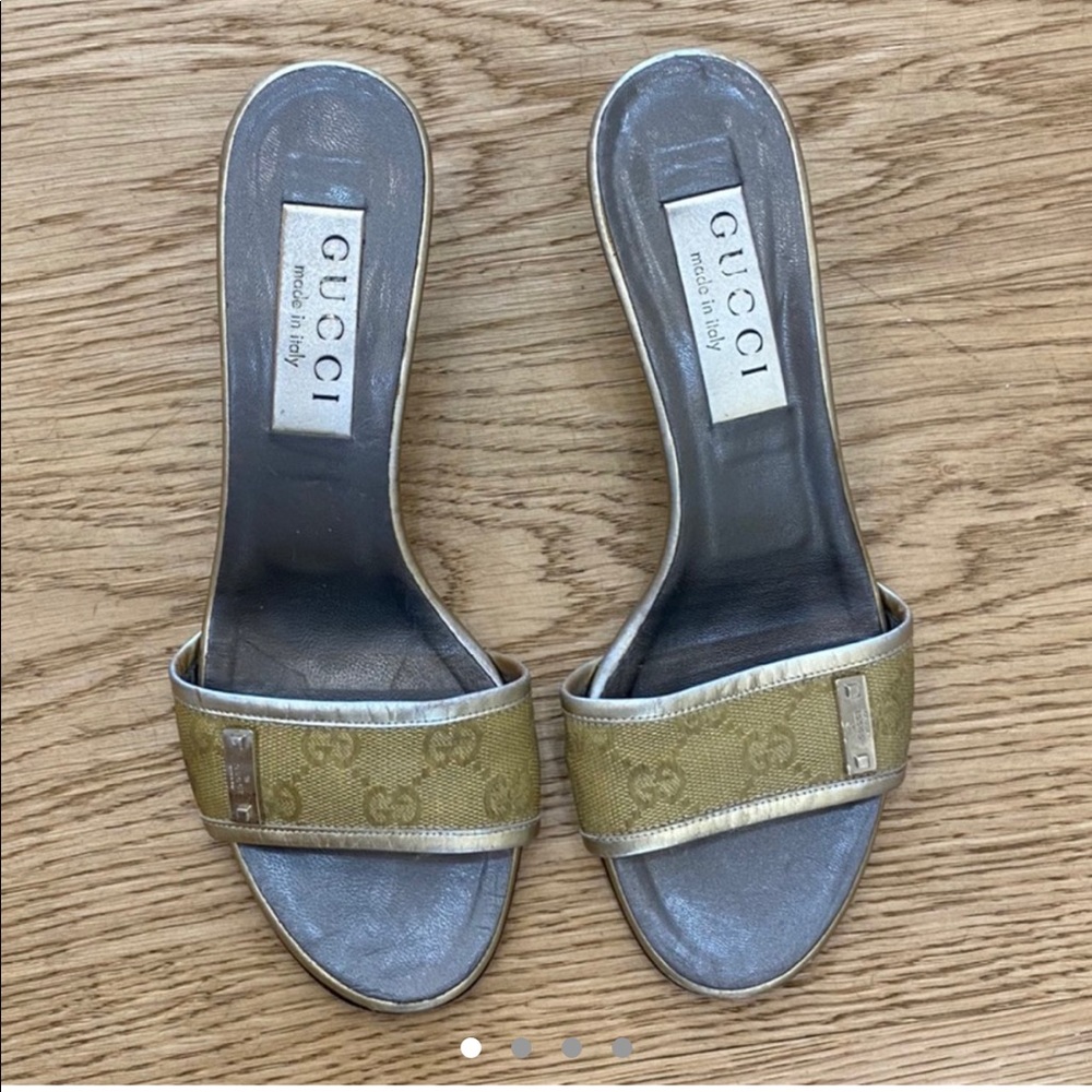 90’s GUCCI KITTEN HEELS